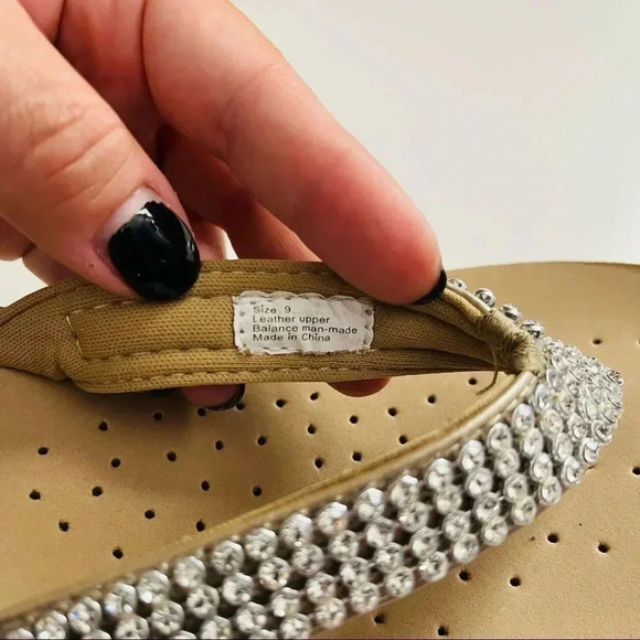 NWOT Volatile Snakeskin Pattern With Crystals Wedge Sandals - Picture 6 of 8